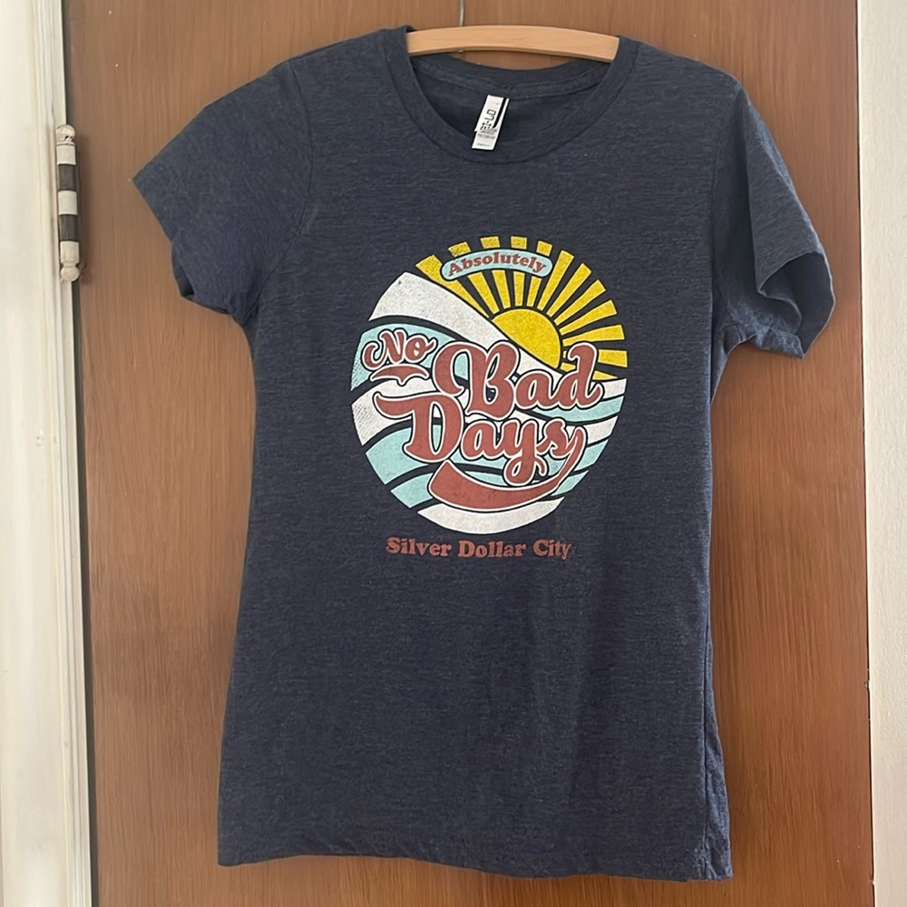 Graphic tee